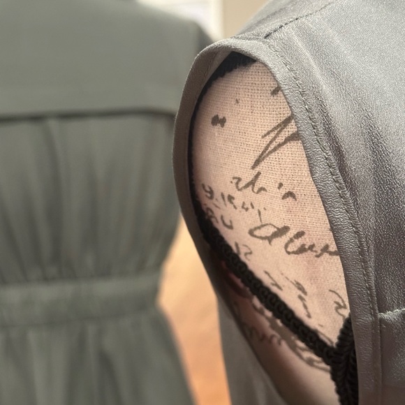 The perfect dress - Picture 6 of 6